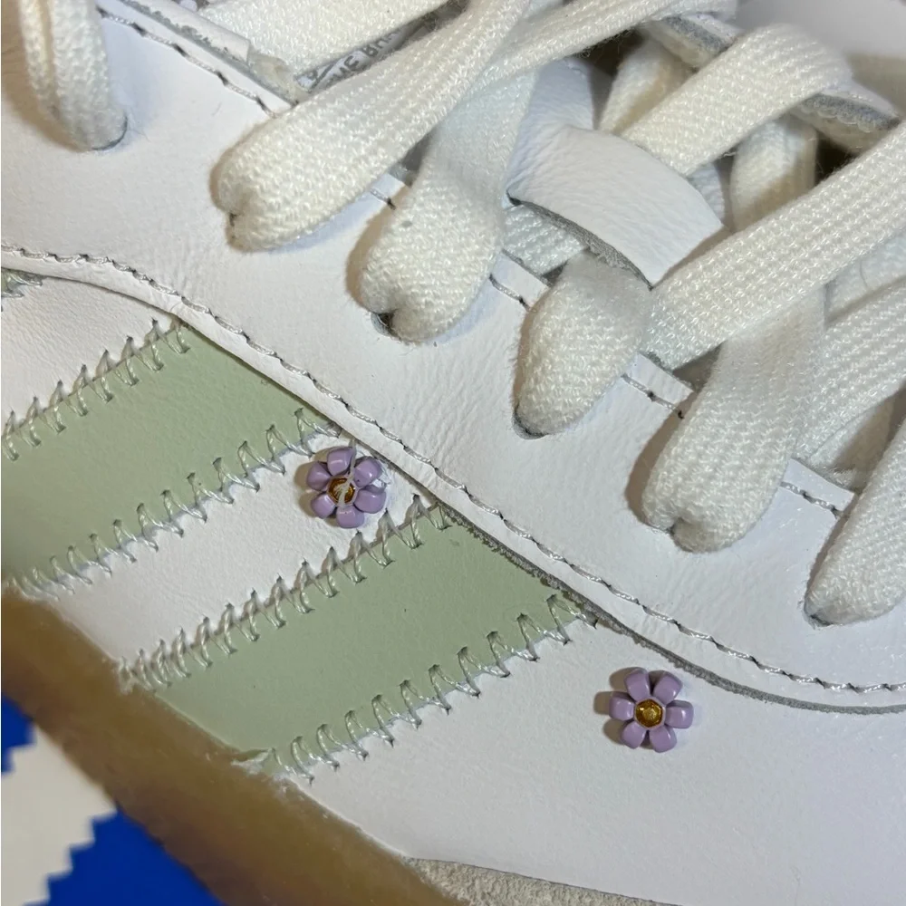 Adidas Samba White and Light Green Shoes - Picture 6 of 7